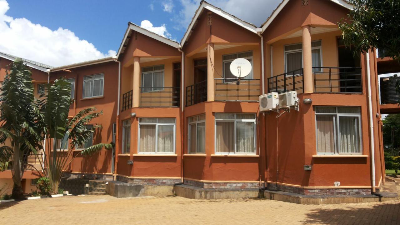 Westcliff Hotel Lira Exteriér fotografie