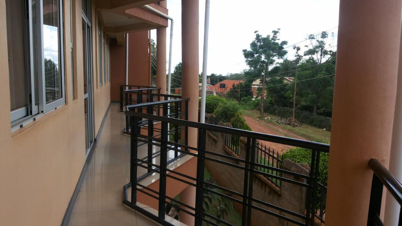 Westcliff Hotel Lira Exteriér fotografie